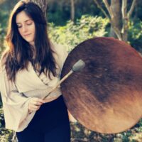 🌿 Thérapeute Holistique – Approche globale du bien-être
Mailys propose un accompagnement complet qui allie le soin
